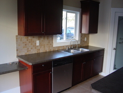 316 Hoffman Street W