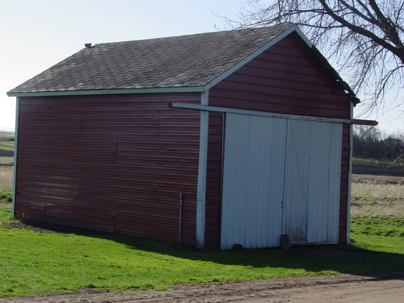 17806 County Line RD