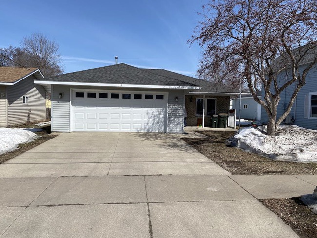 314 Minnesota Street W