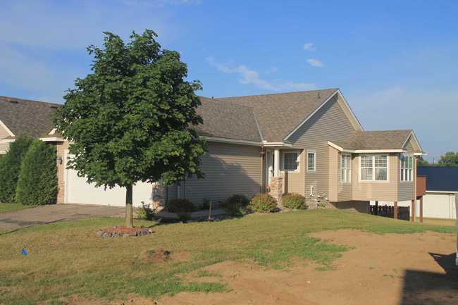 462 Meadowview Ct