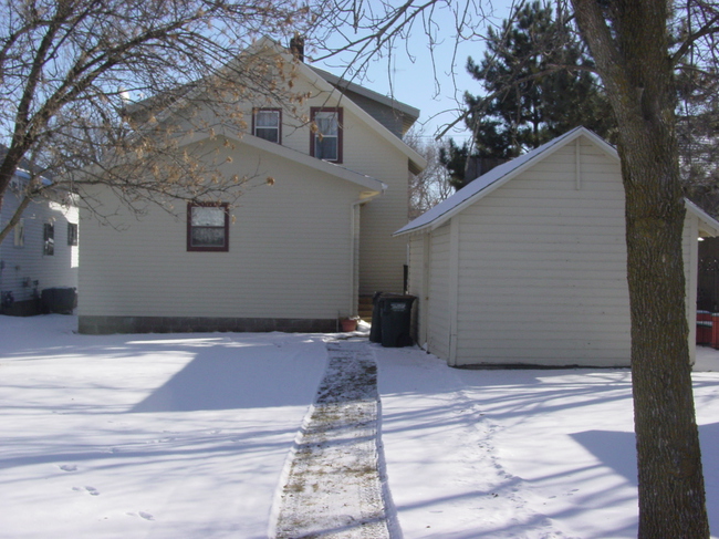 316 Augusta Ave