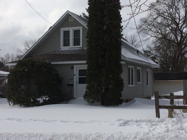 515 Mill St