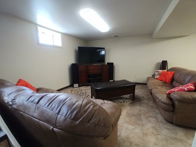515 Belmont St