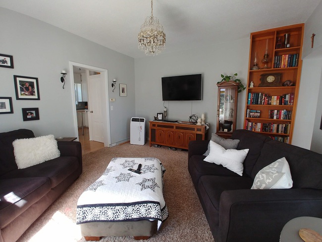 120 3rd St SE