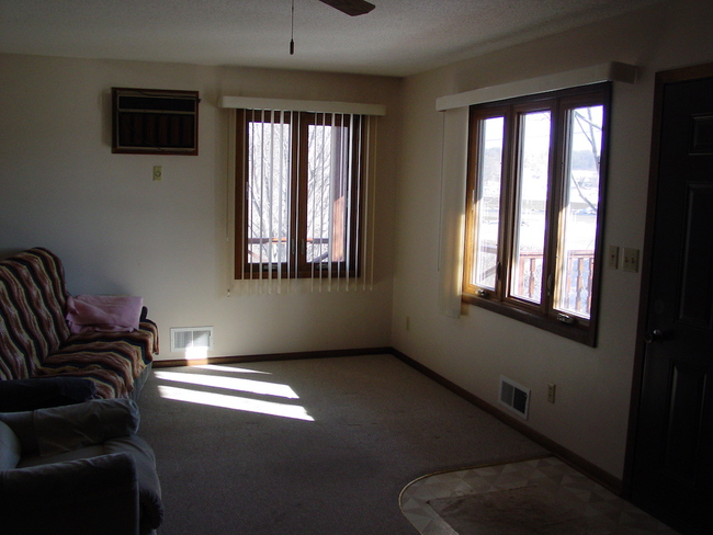16127 Old Lake Rd