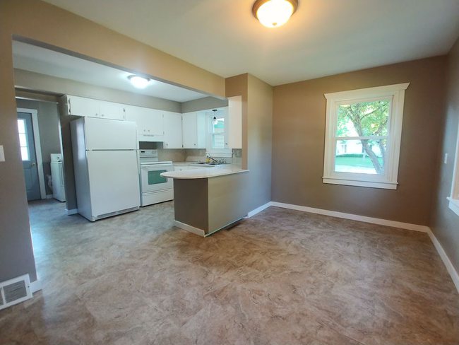 802 Business 23 W