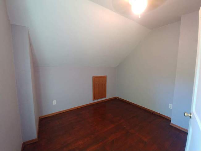 802 Business 23 W