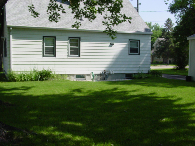 363 Cossairt Ave W