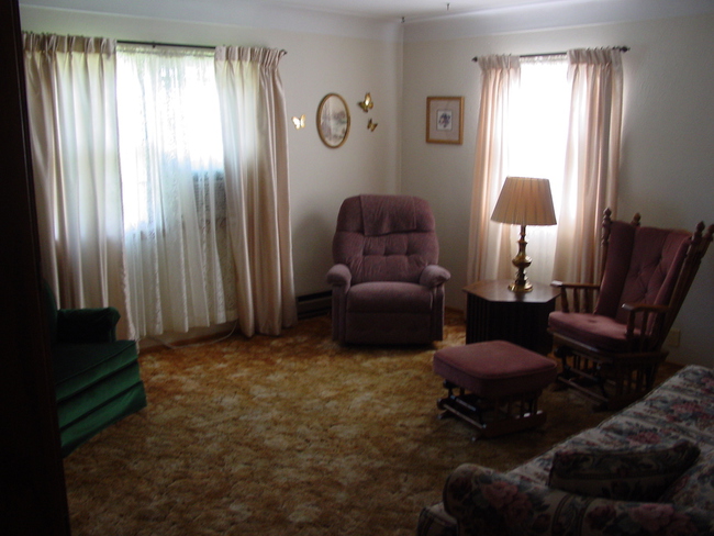 363 Cossairt Ave W