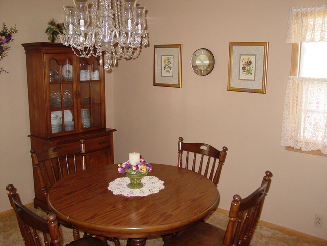 363 Cossairt Ave W
