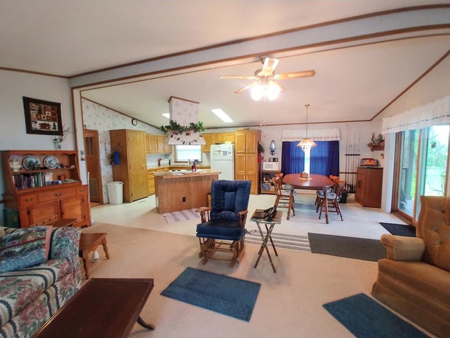 14582 Old Lake Rd
