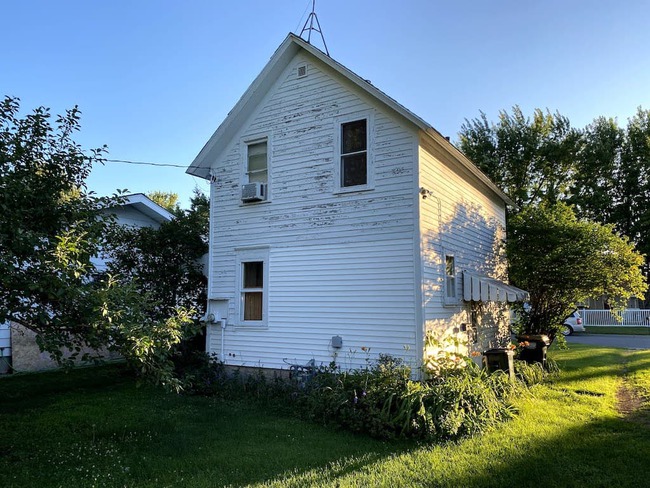 607 Augusta Ave
