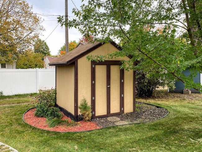 645 Stearns Ave