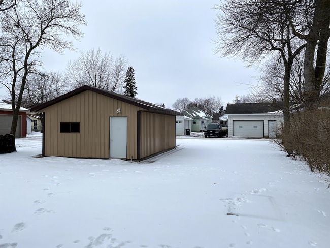306 Augusta Ave