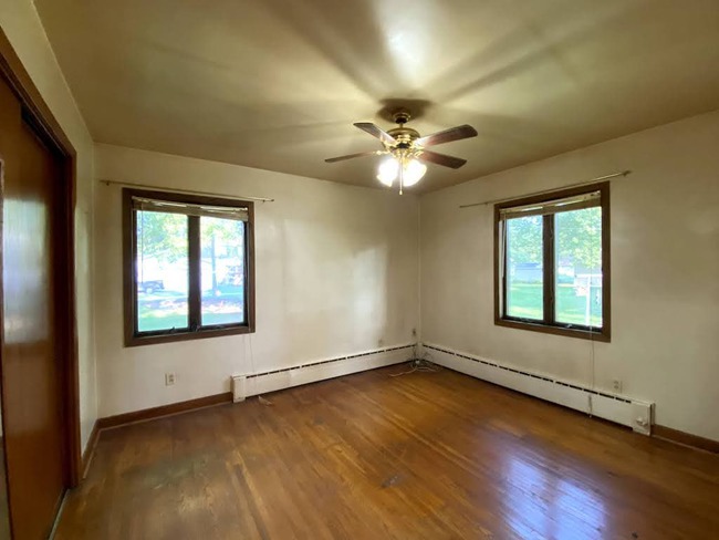 522 Lake Ave