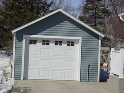 231 Meeker Ave S